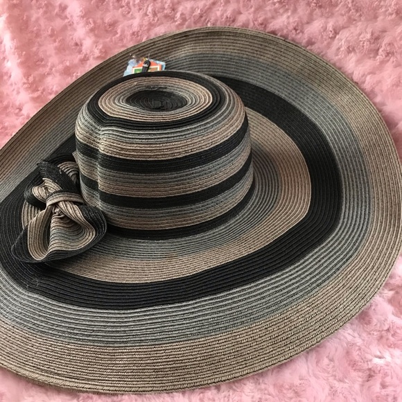 ANGELA & WILLIAM STRAWVILLE EPOCH HATS - Picture 4 of 4